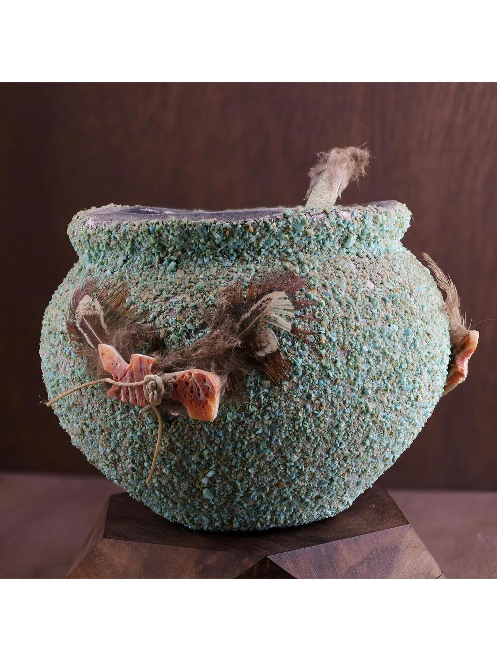 Authentic Zuni Pueblo Crushed Turquoise Fetish Pot with Carved Animal Spirits